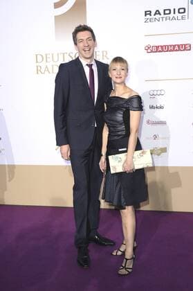 Steffen Hallaschka mit Gattin Anne-Katrinbei der Verleihung vom Deutschen Radiopreis 2015 im Schuppen 52. Hamburg, 03.09.2015 Foto:xU.xGlockmannx xFuturexImage