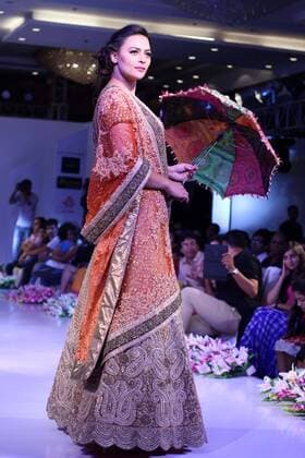Sept. 4, 2015 - Jaipur, Rajasthan, India - An Indian Models display the collection on ramp during the Jaipur Couture Fashion Show 2015 in Jaipur , 4 Sept,2015.(Photo By Jaipur India  - ZUMAn230