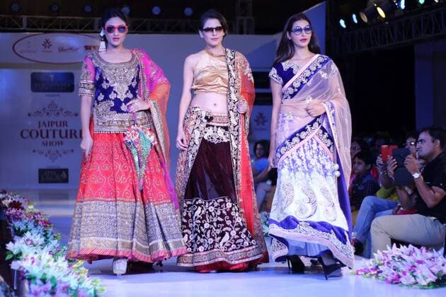 Sept. 4, 2015 - Jaipur, Rajasthan, India - An Indian Models display the collection on ramp during the Jaipur Couture Fashion Show 2015 in Jaipur , 4 Sept,2015.(Photo By Jaipur India  - ZUMAn230
