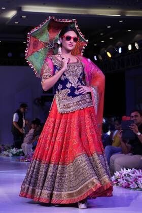 Sept. 4, 2015 - Jaipur, Rajasthan, India - An Indian Models display the collection on ramp during the Jaipur Couture Fashion Show 2015 in Jaipur , 4 Sept,2015.(Photo By Jaipur India  - ZUMAn230