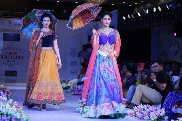 Sept. 4, 2015 - Jaipur, Rajasthan, India - An Indian Models display the collection on ramp during the Jaipur Couture Fashion Show 2015 in Jaipur , 4 Sept,2015.(Photo By Jaipur India  - ZUMAn230