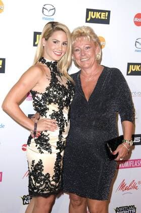 Angelina Heger mit Mutter Manuela bei Music meets Media 2015 im Sheraton Berlin Grand Hotel Esplanade. Berlin, 04.09.2015 Foto:xFredericx xFuturexImage