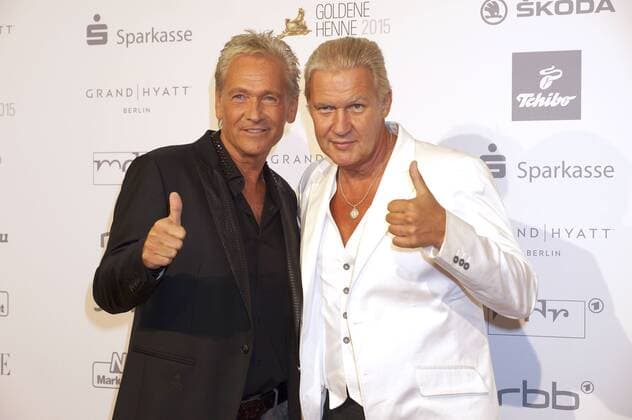 Olaf Berger und Johnny Logan bei der Verleihung der 21. Goldenen Henne 2015 im Velodrom. Berlin, 05.09.2015 Foto:xJ.xQuinternx xFuturexImage