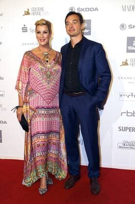 Alexa-Maria Surholt mit Begleitung bei der Verleihung der 21. Goldenen Henne 2015 im Velodrom. Berlin, 05.09.2015 Foto:xJ.xQuinternx xFuturexImage
