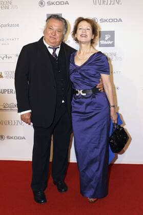 Bernd Stegemann und Renate Kroessner bei der Verleihung der 21. Goldenen Henne 2015 im Velodrom. Berlin, 05.09.2015 Foto:xJ.xQuinternx xFuturexImage