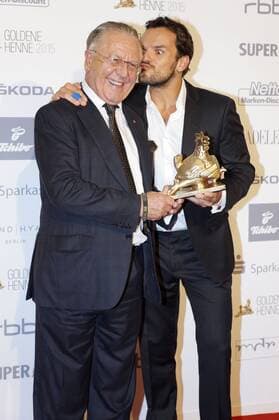 Heinz Horrmann und Steffen Henssler bei der Verleihung der 21. Goldenen Henne 2015 im Velodrom. Berlin, 05.09.2015 Foto:xJ.xQuinternx xFuturexImage