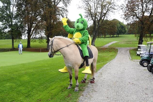 Feature Tabaluga auf Pferd 21. Tabaluga Golf Cup 2015 Benefiz, Charity Golf Golfclub Golfclub Tutzing b. München 05.September 2015