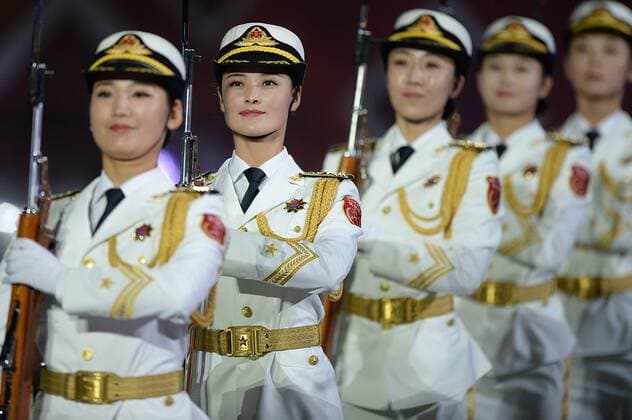 (150907) -- MOSCOW, Sept. 7, 2015 -- Women guards of honor of People s Liberation Army of China perform during the Spasskaya Tower International Military Music Festival in Moscow, Russia, on Sept. 7, 2015. Combined orchestra of all participants perform during the 8th International Military Music Festival Spasskaya Tower held here on Monday. ) RUSSIA-MOSCOW-MILITARY-BAND-FESTIVAL PavelxBednyakov 