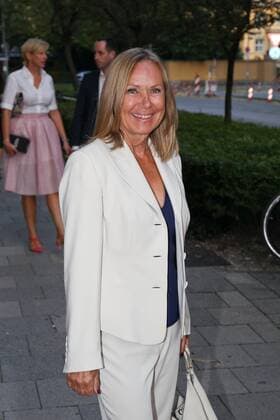 Sybille Beckenbauer, Susanne Wiebe Fashion Art Show in Muenchen am 09.09.2015