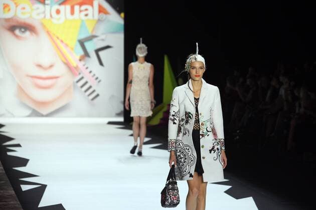 (150910) -- NEW YORK, Sept. 10, 2015 -- Models present creations of the Spring Summer 2016 Desigual collection during the New York Fashion Week in New York, the United States, on Sept. 10, 2015. ) U.S.-NEW YORK-NYFW-DESIGUAL WuxXia 