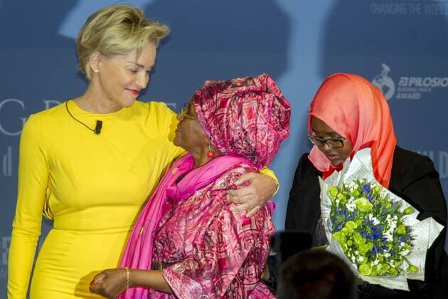 Milano, 11.09.2015 - Building the Peace Award - Sharon Stone und Hawa Abdi Dhiblawe (Mama Hawa), gynecologist who created a hospital where care all without distinction of clans in Somalia  0