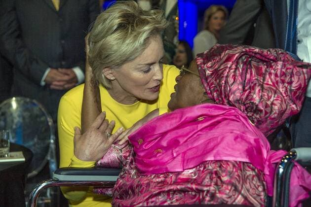 Milano, 11 9 2015 - Building the Peace Award - Sharon Stone and Hawa Abdi Dhiblawe (Mama Hawa), the gynecologist who created a hospital where care all without distinction of clans in Somalia -  0