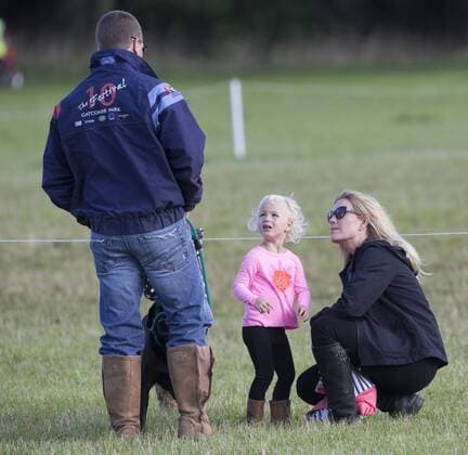 . 12 09 2015. Minchinhampton, United Kingdom. Whatley Manor International Horse Trials. Gatcombe Park. Autumn Phillips with her daughter Isla.  xi-Imagesx IIM-11002-0020