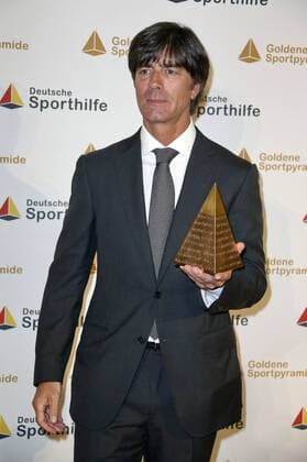 Joachim Jogi Löw bei der Verleihung der Goldenen Sportpyramide 2015 in der Handelskammer. Hamburg, 12.09.2015 Foto:xgbrcix xFuturexImage