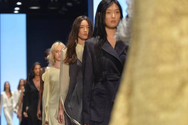 A model walks the runway at the Derek Lam Fashion Show during New York Fashion Week Spring Summer 2016 Collections in New York City on September 13, 2015.  NYP20150913989 ANDREAxHANKS