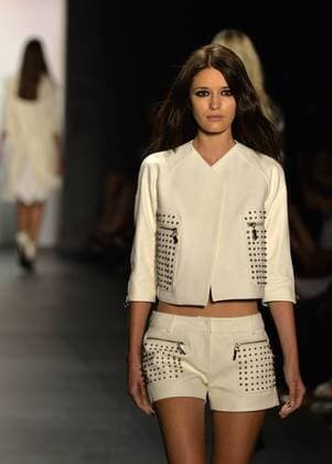 (150916) -- NEW YORK, Sept. 16, 2015 -- A model presents a creation of the Spring Summer 2016 Thomas Wylde collection during the New York Fashion Week in New York, the United States, on Sept. 16, 2015. )(wr) U.S.-NEW YORK-FASHION WEEK-THOMAS WYLDE WangxLei 