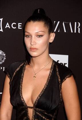 Sept. 16, 2015 - New York, New York, U.S. - Model BELLA HADID attends the 2015 HARPER S BAAZAR celebrates ICONS red carpet held held at the Plaza Hotel, New York U.S. - ZUMAk03_