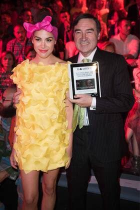 Pedro J Ramirez y Cosima Ramirez en el desfile de Agatha Ruiz de la Prada en la Mercedes Benz Fashion Week 2015 de Madrid. 588 cordon press Pedro J Ramirez and Cosima Ramirez at the Agatha Ruiz de la Prada s catwalk in Mercedes Benz Fashion Week 2015 in Madrid. 