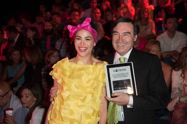 Pedro J Ramirez y Cosima Ramirez en el desfile de Agatha Ruiz de la Prada en la Mercedes Benz Fashion Week 2015 de Madrid. 588 cordon press Pedro J Ramirez and Cosima Ramirez at the Agatha Ruiz de la Prada s catwalk in Mercedes Benz Fashion Week 2015 in Madrid. 