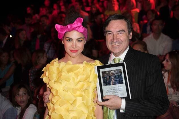 Pedro J Ramirez y Cosima Ramirez en el desfile de Agatha Ruiz de la Prada en la Mercedes Benz Fashion Week 2015 de Madrid. 588 cordon press Pedro J Ramirez and Cosima Ramirez at the Agatha Ruiz de la Prada s catwalk in Mercedes Benz Fashion Week 2015 in Madrid. 