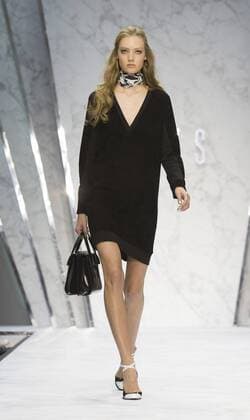 London, UK. 18 09 2015. DAKS fashion show during London Fashion Week. Spring Summer 2016 collection. London Fashion Week, DAKS, London, UK 