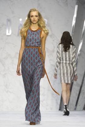 London, UK. 18 09 2015. DAKS fashion show during London Fashion Week. Spring Summer 2016 collection. London Fashion Week, DAKS, London, UK 