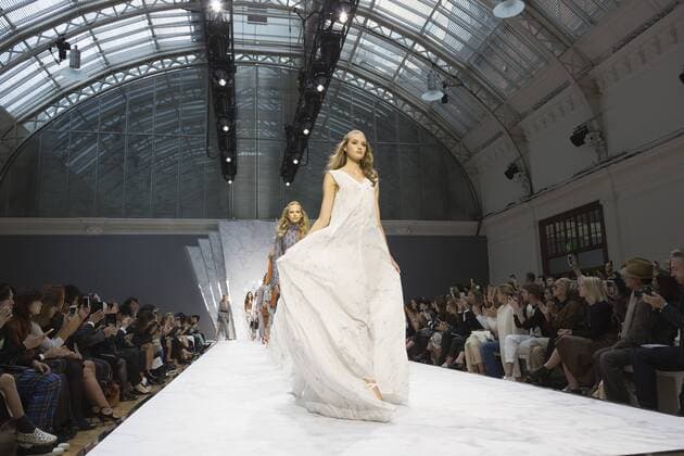 London, UK. 18 09 2015. DAKS fashion show during London Fashion Week. Spring Summer 2016 collection. London Fashion Week, DAKS, London, UK 