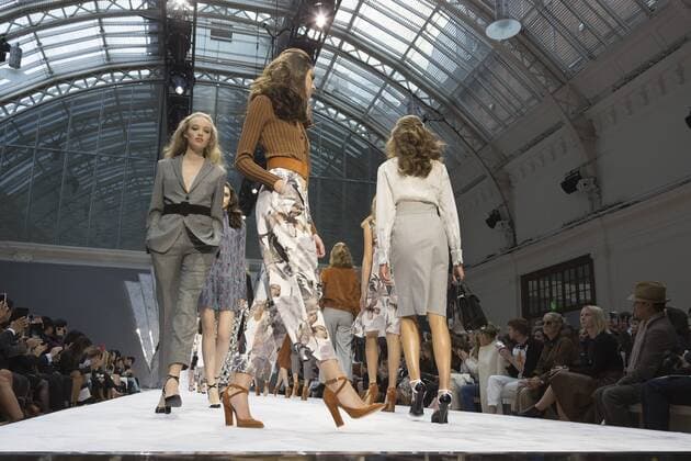 London, UK. 18 09 2015. DAKS fashion show during London Fashion Week. Spring Summer 2016 collection. London Fashion Week, DAKS, London, UK 