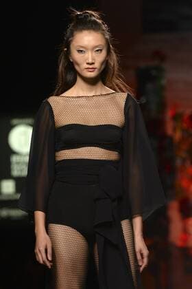 Model bei der Francis Montesinos Fashion Show auf der Mercedes-Benz Fashion Week Madrid Spring Summer 2016. Madrid, 18.09.2015 Montesinos Model 