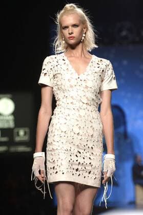 Model bei der Francis Montesinos Fashion Show auf der Mercedes-Benz Fashion Week Madrid Spring Summer 2016. Madrid, 18.09.2015 Montesinos Model 