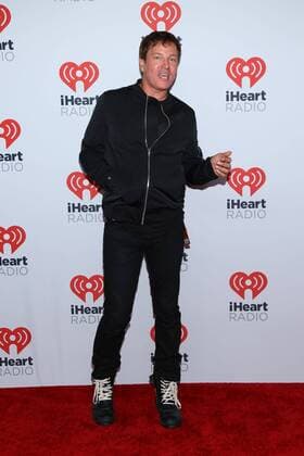 Stephan Jenkins of Third Eye Blind arrives in the press room for the iHeartRadio Music Festival at the MGM Grand Hotel in Las Vegas, Nevada on September 18, 2015.  LAV20150918116 JAMESxATOA