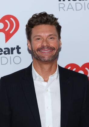 Ryan Seacrest arrives in the press room for the iHeartRadio Music Festival at the MGM Grand Hotel in Las Vegas, Nevada on September 18, 2015.  LAV20150918119 JAMESxATOA