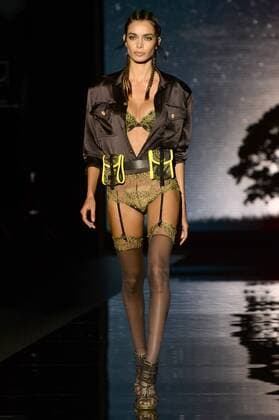 Model bei der Andres Sarda Fashion Show auf der Mercedes-Benz Fashion Week Madrid Spring Summer 2016. Madrid, 19.09.2015 Andres Sarda Model 