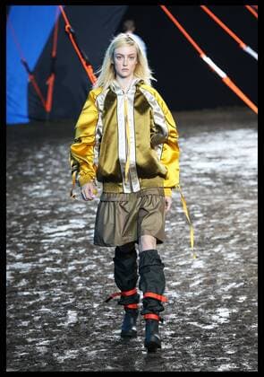 . 19 09 2015. London, United Kingdom. Music festival chic complete with a muddy catwalk at the Hunter Original show at London Fashion Week-S S 2016 -Day two.  xStephenxLockx xi-Imagesx IIM-11063-0006