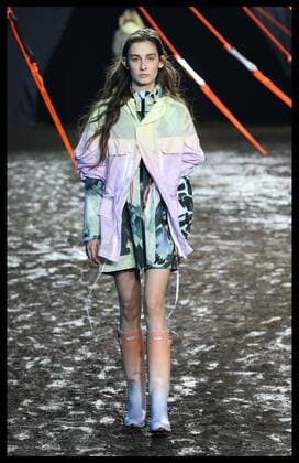 . 19 09 2015. London, United Kingdom. Music festival chic complete with a muddy catwalk at the Hunter Original show at London Fashion Week-S S 2016 -Day two.  xStephenxLockx xi-Imagesx IIM-11063-0011