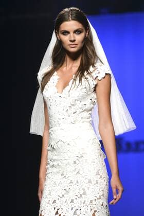 Model bei der Roberto Torretta Fashion Show auf der Mercedes-Benz Fashion Week Madrid Spring Summer 2016. Madrid, 19.09.2015 Roberto Torretta Model 