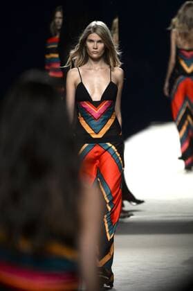 Model bei der Juanjo Oliva Fashion Show auf der Mercedes-Benz Fashion Week Madrid Spring Summer 2016. Madrid, 19.09.2015 Juanjo Oliva Model 