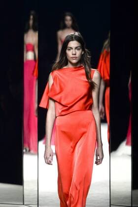 Model bei der Juanjo Oliva Fashion Show auf der Mercedes-Benz Fashion Week Madrid Spring Summer 2016. Madrid, 19.09.2015 Juanjo Oliva Model 