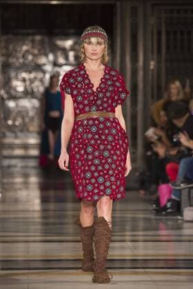 London, UK. 19 09 2015. Runway show of designer Maral Yazarloo for Maral - House of Middle East and Asia at Fashion Scout during London Fashion Week. London Fashion Week, Maral at Fashion Scout, London, UK 