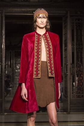 London, UK. 19 09 2015. Runway show of designer Maral Yazarloo for Maral - House of Middle East and Asia at Fashion Scout during London Fashion Week. London Fashion Week, Maral at Fashion Scout, London, UK 