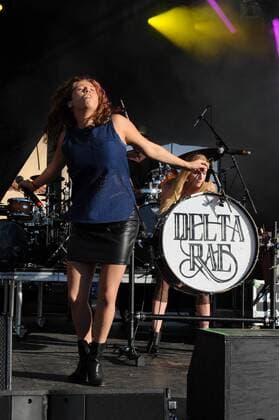 Sep. 18, 2015 - Del Mar, CA, United States of America - September 18, 2015 - Liz Hopkins of Delta Rae at KAABOO Del Mar Music Festival at the Del Mar Race Track and Fair Grounds in Del Mar, California Del Mar United States of America - ZUMAi88_