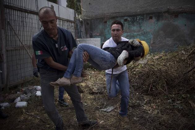 Civil Protection members take part in an earthquake mega drill held to mark the 30th anniversary of the 1985 earthquake, in Mexico City, capital of Mexico, on Sept. 19, 2015.Jorge Rios) (jg) (vf) MEXICO-MEXICO CITY-EARTHQUAKE-COMMEMORATION e JorgexRios 