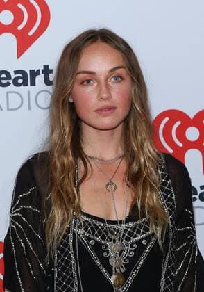 Zella Day arrives in the press room for the iHeartRadio Music Festival at the MGM Festival Grounds in Las Vegas, Nevada on September 19, 2015.  LAV20150919074 JAMESxATOA