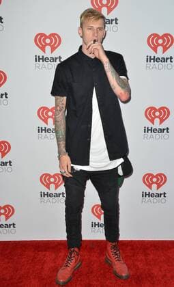 Sept. 19, 2015 - Las Vegas, Nevada, United States of America - Rapper Machine Gun Kelly attends the 2015 iHeartRadio Music Festival on September 19, 2015 at MGM Grand Arena in Las Vegas, Nevada. Las Vegas United States of America - ZUMAt114