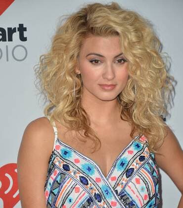 Sept. 19, 2015 - Las Vegas, Nevada, United States of America - Musician Tori Kelly attends the 2015 iHeartRadio Music Festival on September 19, 2015 at MGM Grand Arena in Las Vegas, Nevada. Las Vegas United States of America - ZUMAt114