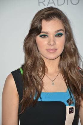 Sept. 19, 2015 - Las Vegas, Nevada, United States of America - Actress Hailee Steinfeld attends the 2015 iHeartRadio Music Festival on September 19, 2015 at MGM Grand Arena in Las Vegas, Nevada. Las Vegas United States of America - ZUMAt114