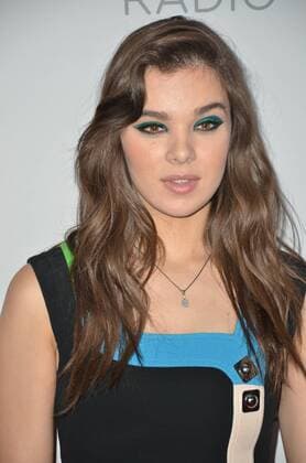 Sept. 19, 2015 - Las Vegas, Nevada, United States of America - Actress Hailee Steinfeld attends the 2015 iHeartRadio Music Festival on September 19, 2015 at MGM Grand Arena in Las Vegas, Nevada. Las Vegas United States of America - ZUMAt114