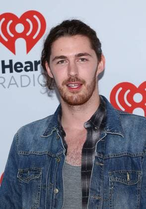 Hosier arrives for the iHeartRadio Music Festival at the MGM Grand in Las Vegas, Nevada on September 19, 2015.  LAV20150919108 JAMESxATOA