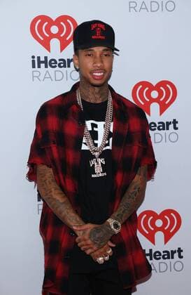 Rapper Tyga arrives for the iHeartRadio Music Festival at the MGM Grand in Las Vegas, Nevada on September 19, 2015.  LAV20150919117 JAMESxATOA