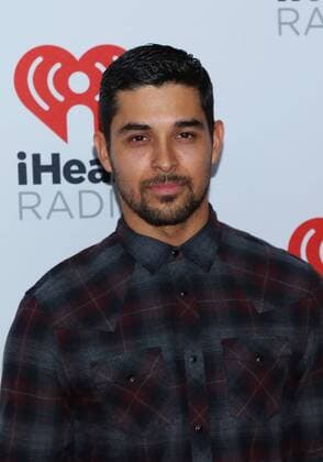 Wilmer Valderrama arrives for the iHeartRadio Music Festival at the MGM Grand in Las Vegas, Nevada on September 19, 2015.  LAV20150919099 JAMESxATOA